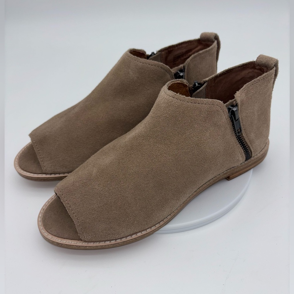 KELSI DAGGER Anthropologie Suede Ankle Boot Open Toed Taupe Flat Shoe Leather 9‎